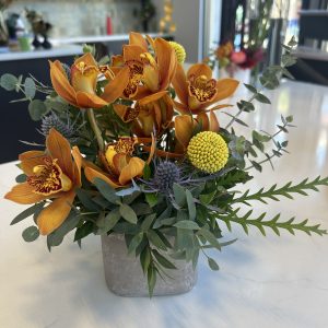 Desk topper arrangement